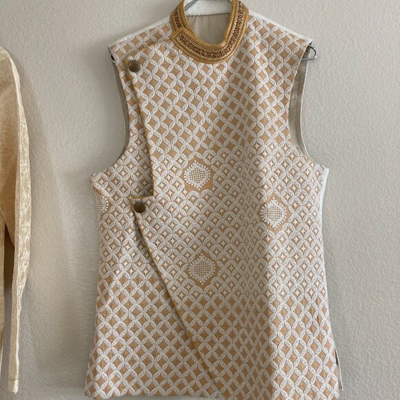 Cream Sherwani set - With a vest - Picture 2 of 3